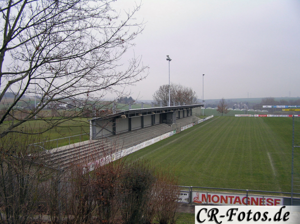 Trumpfstadion-003