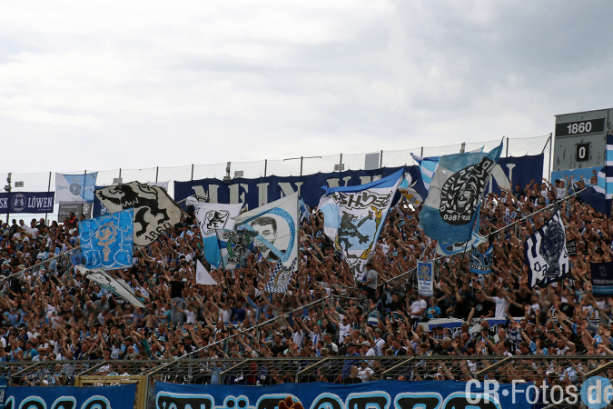 1860-Essen03-05-25-276