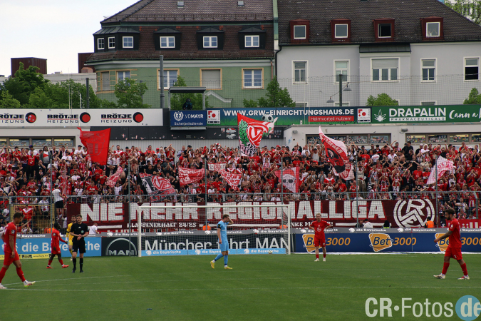 1860-Essen03-05-25-352