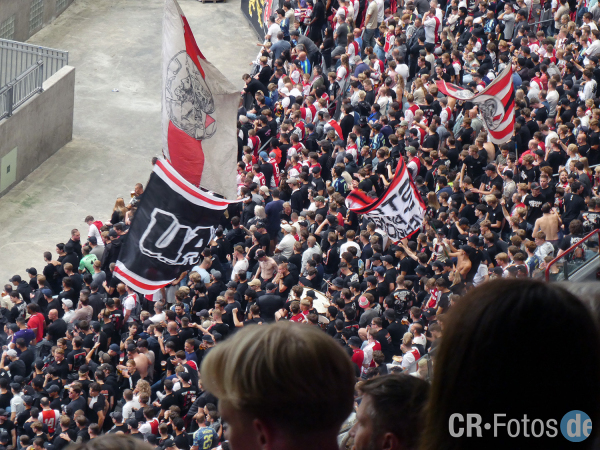 Ajax-Monaco03-08-25-33